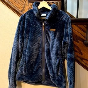 Women’s Columbia fleece jacket. Like new condition.  Size Large. Periwinkle